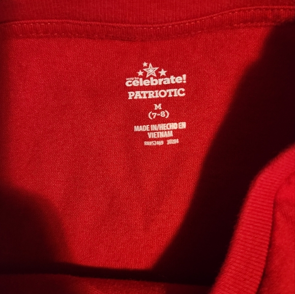 🎉5/$10 Unicorn Americana shirt M (7/8) - Picture 2 of 3